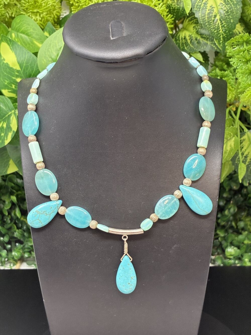 Vintage Turquoise Blue Beaded Statement Necklace Silver Tone 18in Boho